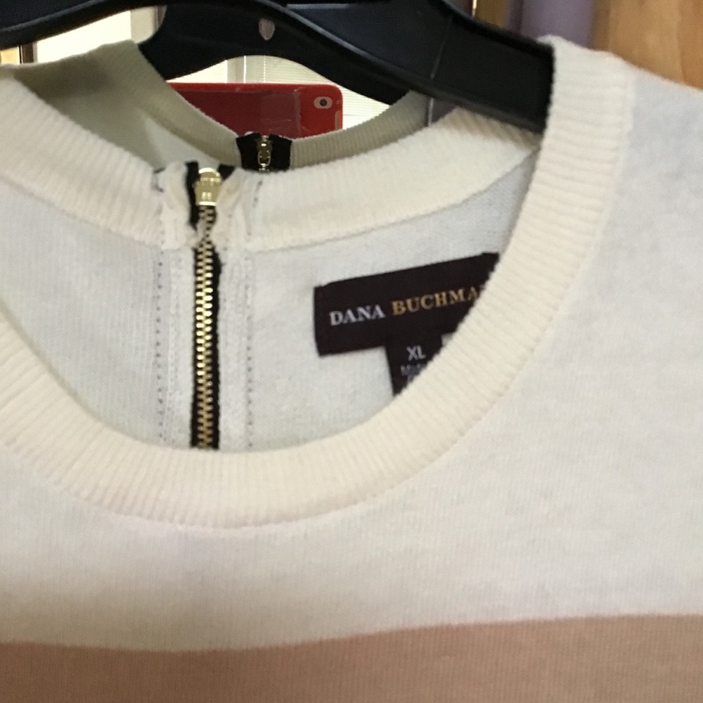Sweater - Picture 5 of 5